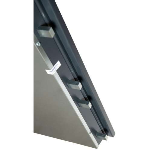 Chubbsafes Senator 200E Fireproof Safe with Electronic Lock - Image 6