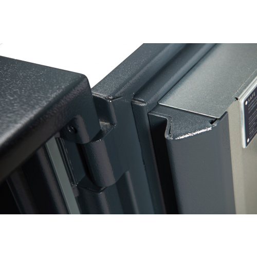 Chubbsafes Senator 65K Fireproof Safe with Key Lock - Image 6